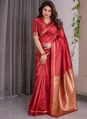 Red Color Zari Woven Banarasi Art Silk Saree 3