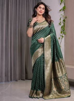 Green Color Zari Woven Banarasi art Silk Saree 3