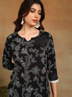 s black printed rayon kurta with trousers and lace detailing 4