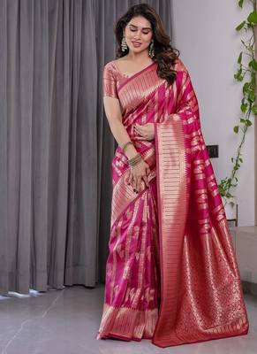 Pink Color Zari Woven Banarasi Art Silk Saree 3