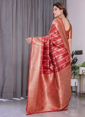 Red Color Zari Woven Banarasi Art Silk Saree 5