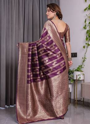Wine Color Zari Woven Banarasi Art Silk Saree 5