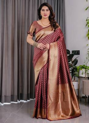 Maroon Color Zari Woven Banarasi Art Silk Saree 2