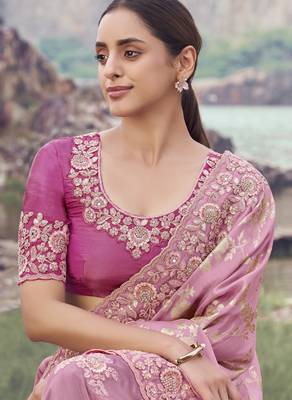 onion pink tissue silk blend jacquard saree with rani pure tissue blouse  classy saree 2