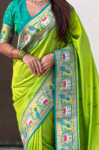 Soft silk swan rajhans paithani saree