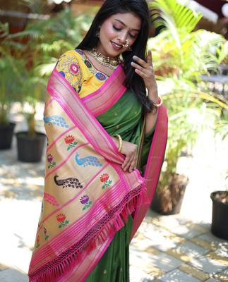green woven paithani silk blend saree with blouse 5