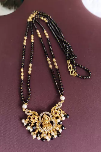 Gold plated temple black beads necklace