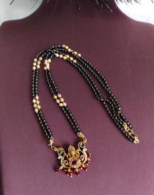 Gold plated temple ganesha stone black beads necklace 1