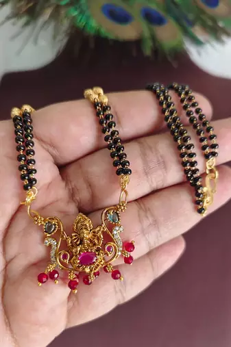 Gold plated temple ganesha stone black beads necklace