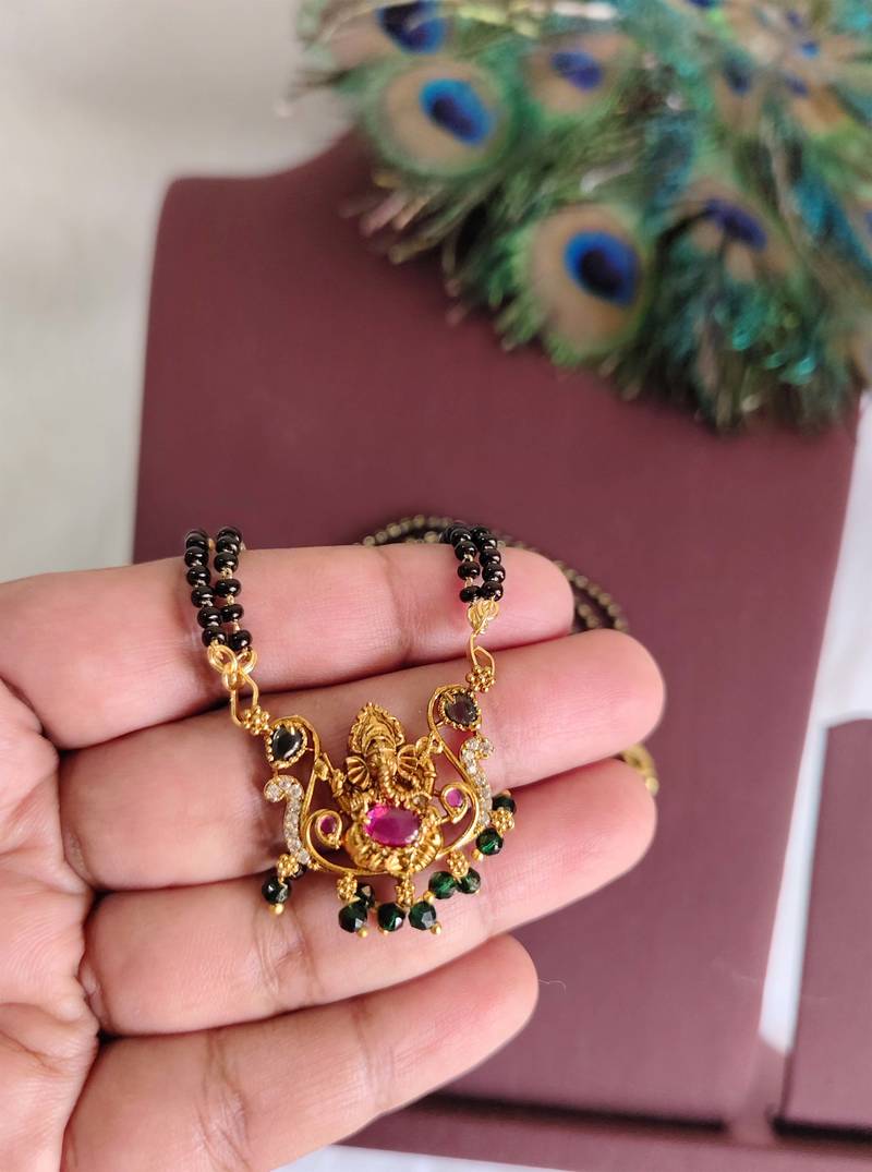 Gold plated temple ganesha stone black beads necklace