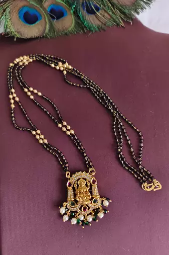 Gold plated temple lakshmi stone black beads necklace
