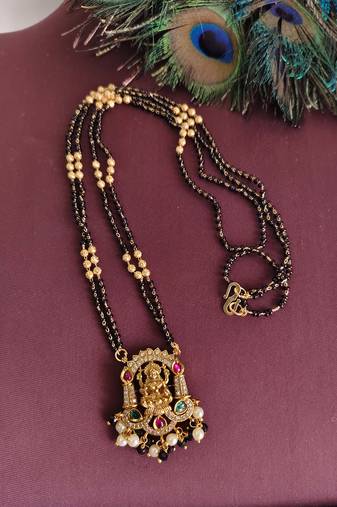 Gold plated temple lakshmi stone black beads necklace