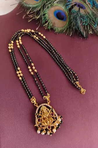 Gold plated temple stone black beads necklace