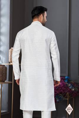 White faux banarasi embroidered kurta pajama 3