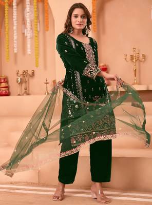 Green velvet embroidery work wedding wear salwar suit 3