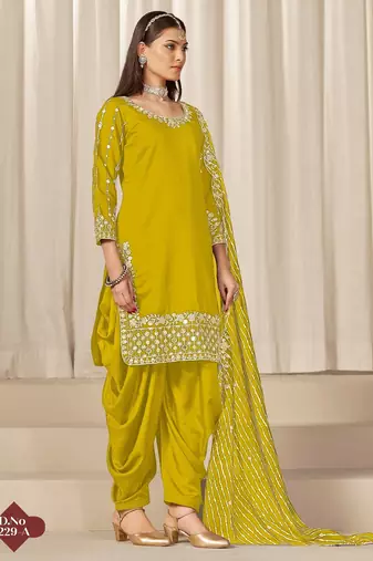 Yellow roman silk suit with embroidered real mirror 
