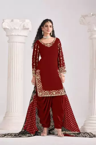 Red roman silk suit with embroidered real mirror 