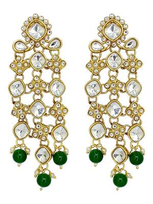 Gold-plated kundan green beads v-shaped necklace set with maang tikka 4