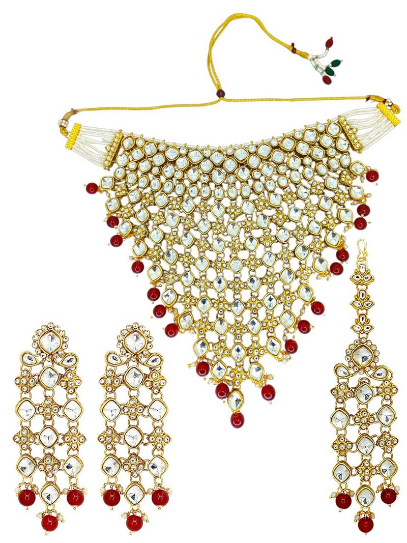 Gold-plated kundan maroon beads v-shaped necklace set with maang tikka