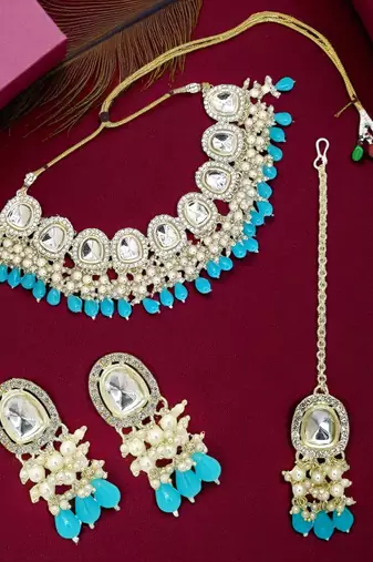 Gold plated kundan turquoise choker set
