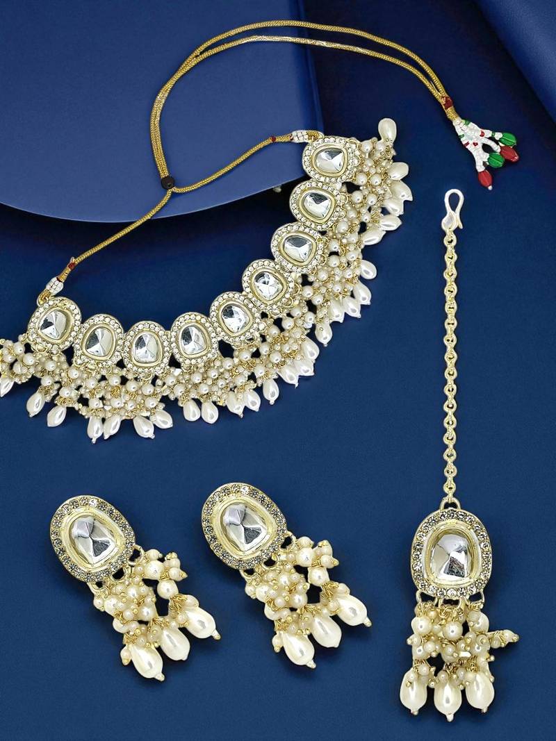 Gold plated kundan white choker set