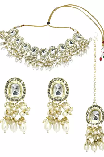 Gold plated kundan white choker set