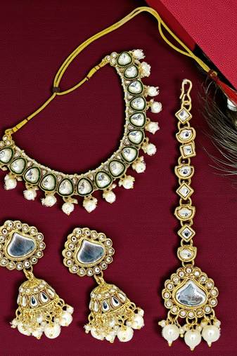 Gold plated garvi kundan necklace set