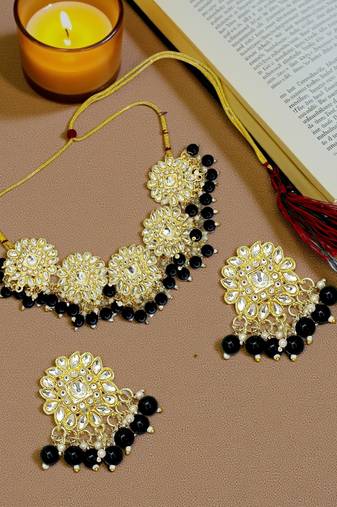 Gold plated black kundan necklace set