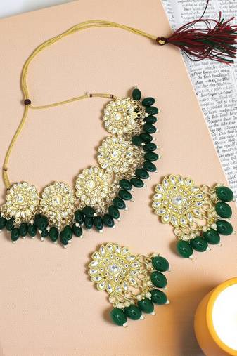 Gold plated green kundan necklace set