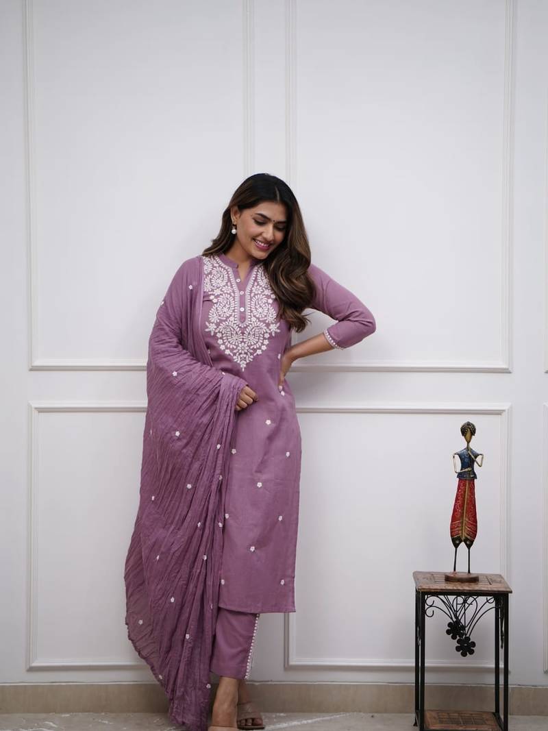 Lavender Cotton Embroidered Kurta Set with Cotton Dupatta