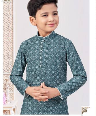Green rayon embroidered kurta pajama 2