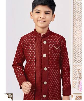 Maroon banarasi silk embroidered indowestern 2