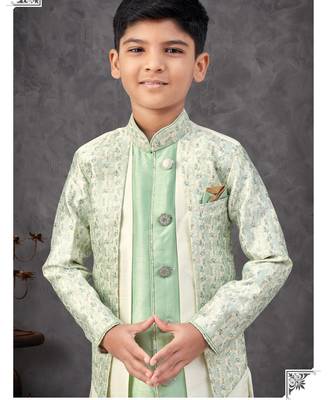 Green kasak zari jackard & banarasi silk embroidered indowestern 2