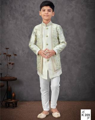 Green kasak zari jackard & banarasi silk embroidered indowestern 1