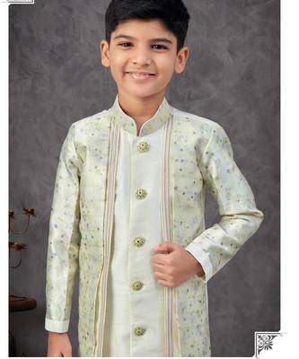 Green kasak zari jackard & banarasi silk embroidered indowestern 2