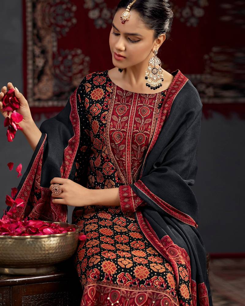 Stylee lifestyle black pashmina digital printed dress material