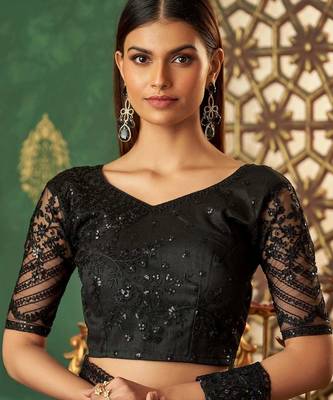 Teal blue black shaded silk saree, lace border with heavy embroidered blouse for special occasions 4
