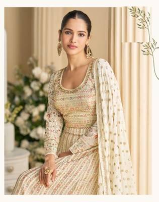 off white georgette gown-Full Stitched Free size 2