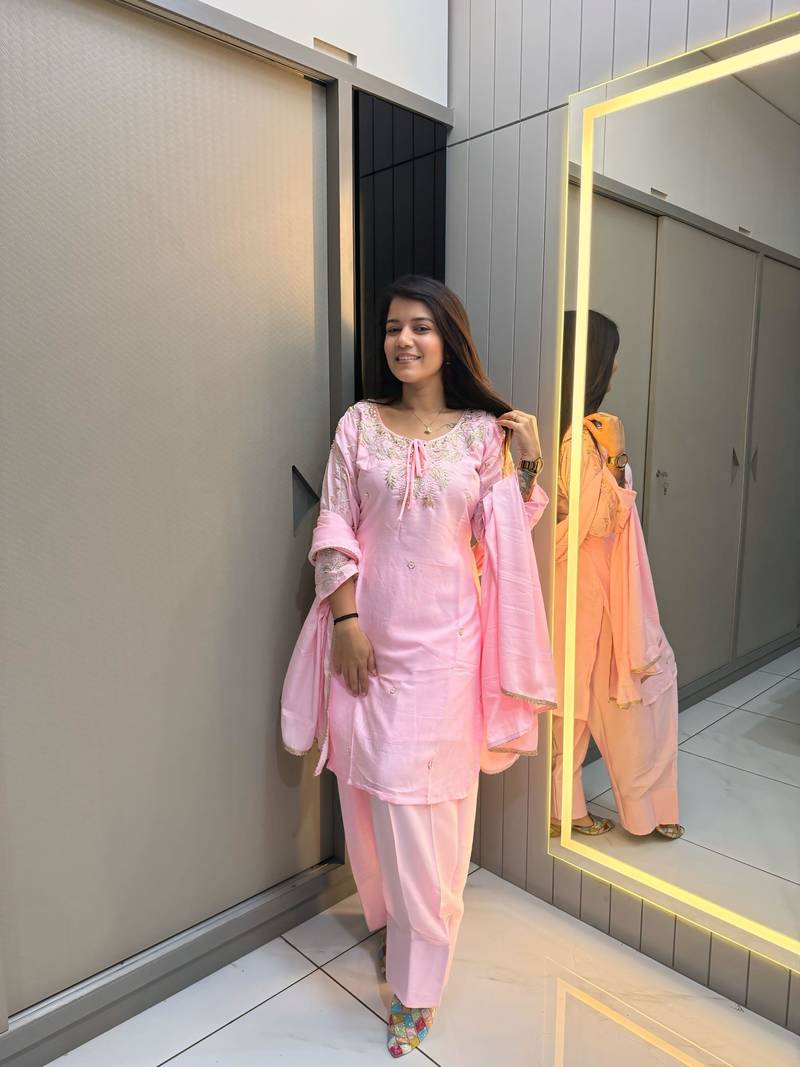 Baby pink crape readymade kurti set with beads sequence work