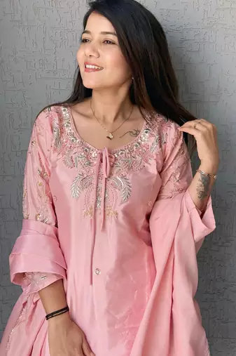 Baby pink crape readymade kurti set with beads sequin 