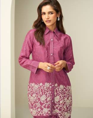 Magenta chinon silk readymade co-ords set with embroidery  2