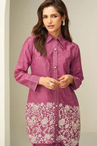 Magenta chinon silk readymade co-ords set with embroidery 