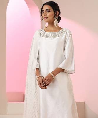 White plain chanderi kurta set 2