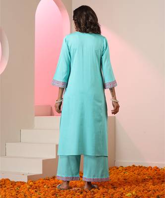 Blue embroidered cotton kurta set 3