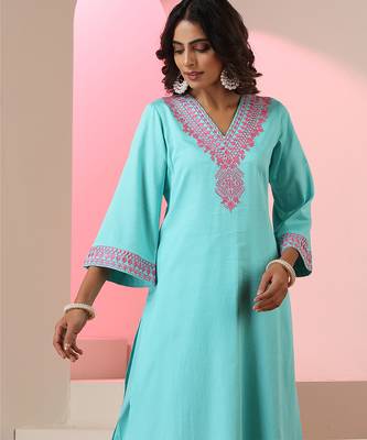 Blue embroidered cotton kurta set 5