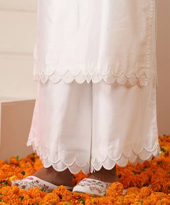 White plain chanderi kurta set 4
