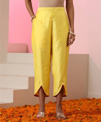 Yellow embroidered chanderi kurta set 2
