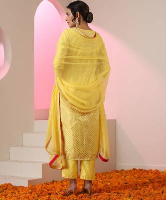 Yellow embroidered chanderi kurta set 4