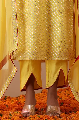 Yellow embroidered chanderi kurta set