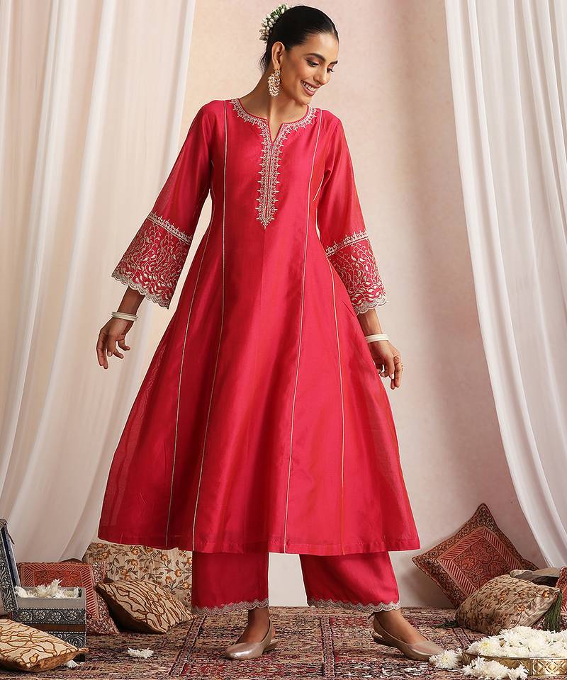 Magenta embroidered chanderi kurta set
